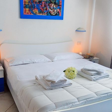 Sanpietroburgo 22 Apartman Olbia Kültér fotó